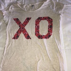 Cream XO Old Navy Tee